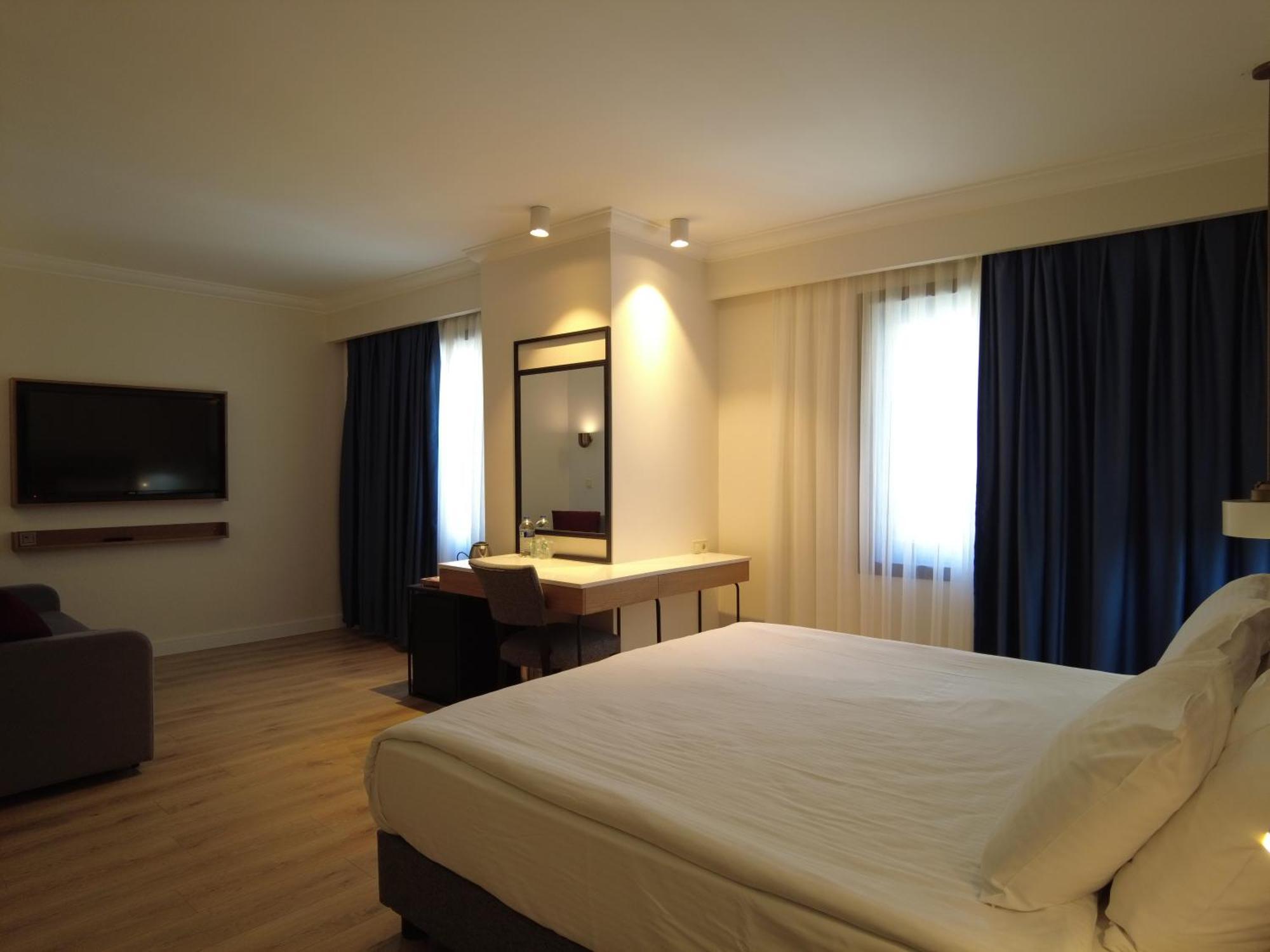 Feronya 4*